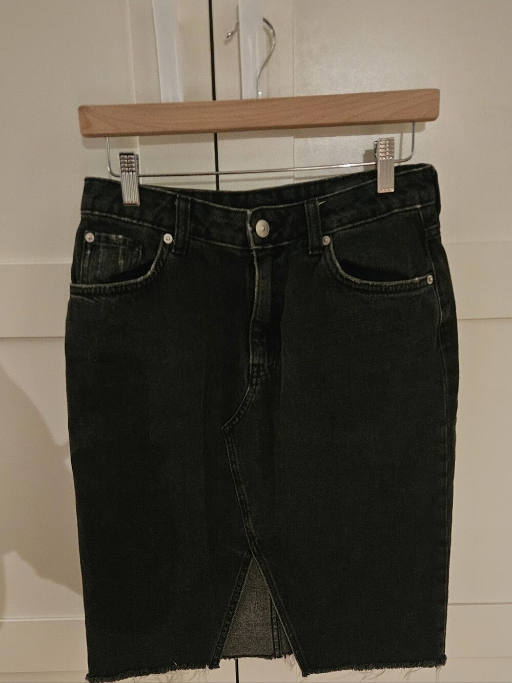 H&M Pencil Black Denim Skirt